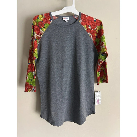LulaRoe Randy T-Shirt Size Medium - Picture 1 of 6